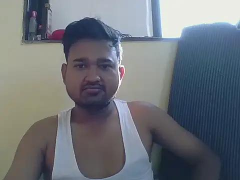 Snapshot of VadodaraBBC chatting on 11-08-25, 04:23 VadodaraBBC online show from 11-08-25, 04:23