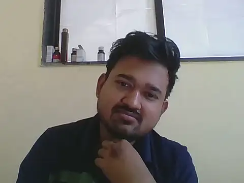 Snapshot of VadodaraBBC chatting on 12-14-25, 05:46 VadodaraBBC online show from 12-14-25, 05:46