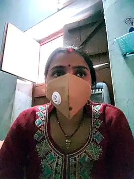 Snapshot of SHABNAM_G chatting on 12-14-25, 08:30 SHABNAM G online show from 12-14-25, 08:30