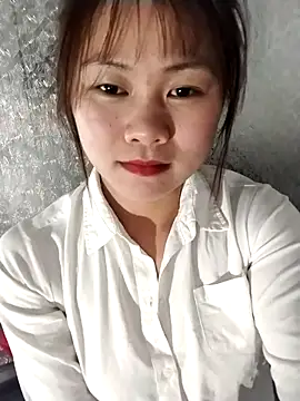 Snapshot of Sisi_dy01 chatting on 04-23-26, 12:29 Sisi dy01 online show from 04-23-26, 12:29