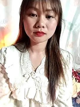 Snapshot of Sisi_dy01 chatting on 05-07-26, 02:33 Sisi dy01 online show from 05-07-26, 02:33