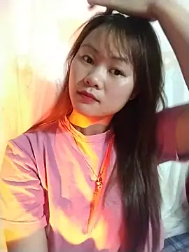 Snapshot of Sisi_dy01 chatting on 05-15-26, 03:13 Sisi dy01 online show from 05-15-26, 03:13