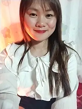 Snapshot of Sisi_dy01 chatting on 05-17-26, 01:29 Sisi dy01 online show from 05-17-26, 01:29