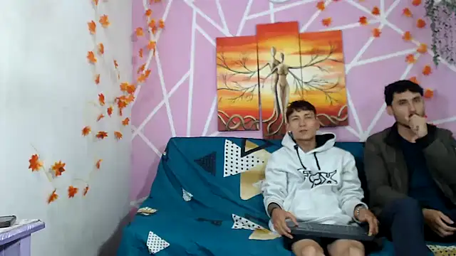 Snapshot of sebas_boys577 chatting on 10-11-25, 01:31 sebas boys577 online show from 10-11-25, 01:31