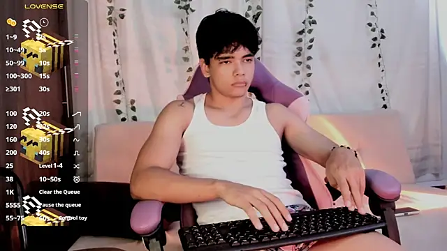 an drew18 online show from 10-04-25, 02:04