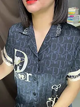 Voyerra g online show from 04-27-26, 12:41