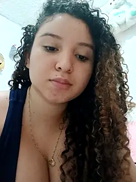 Snapshot of cristhi_esterling chatting on 09-29-25, 01:16 cristhi esterling online show from 09-29-25, 01:16