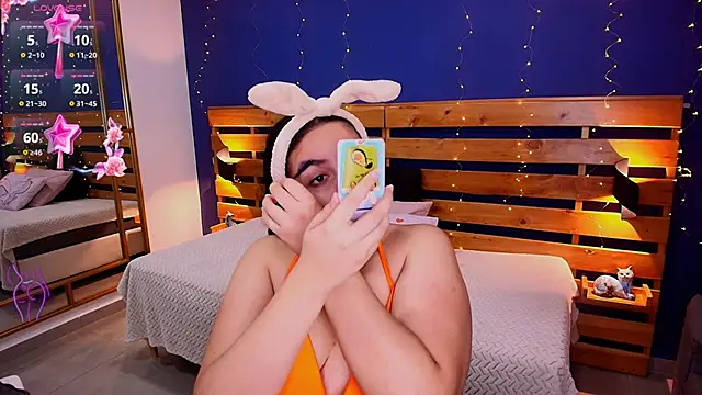 Snapshot of ambar_lover chatting on 09-24-25, 08:01 ambar lover online show from 09-24-25, 08:01