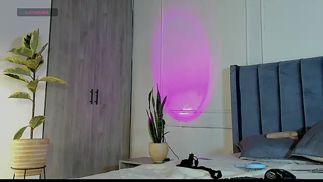 Ice Princess  online show from 10-05-25, 05:50