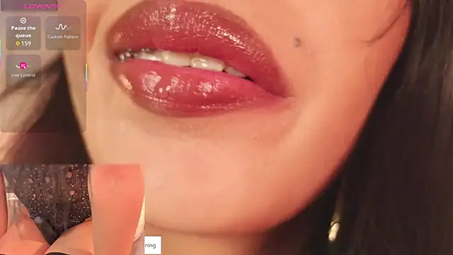 Miss Charlottet online show from 03-22-26, 07:28