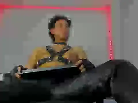 Snapshot of Alexxx_savage chatting on 09-30-25, 03:22 Alexxx savage online show from 09-30-25, 03:22