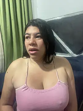 Snapshot of ALMAWHITE chatting on 06-19-26, 09:24 ALMAWHITE online show from 06-19-26, 09:24
