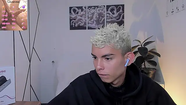 Room 69x online show from 12-16-25, 02:27