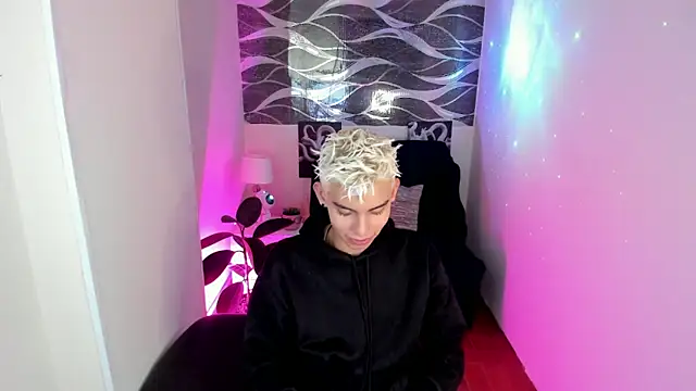 Room 69x online show from 01-07-26, 03:31