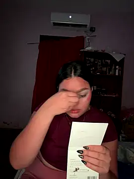 Bellotapelinegra online show from 12-20-25, 02:51