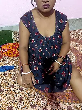 Cute-Swewty online show from 10-01-25, 01:39