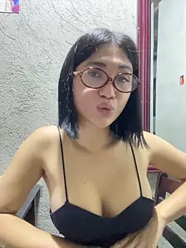 Snapshot of wild_apple69 chatting on 09-12-25, 02:06 wild apple69 online show from 09-12-25, 02:06