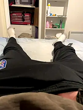 Snapshot of bigdicklad chatting on 10-04-25, 11:08 bigdicklad online show from 10-04-25, 11:08