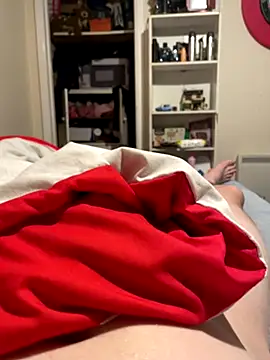 Snapshot of bigdicklad chatting on 10-30-25, 09:59 bigdicklad online show from 10-30-25, 09:59