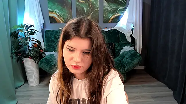 Snapshot of AnoraDark chatting on 11-05-25, 06:30 AnoraDark online show from 11-05-25, 06:30