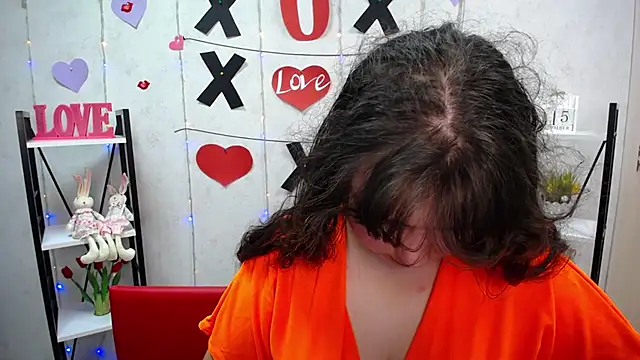 Snapshot of NeonilaLisova chatting on 09-15-25, 11:10 NeonilaLisova online show from 09-15-25, 11:10