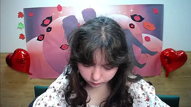 Snapshot of NeonilaLisova chatting on 10-07-25, 11:18 NeonilaLisova online show from 10-07-25, 11:18