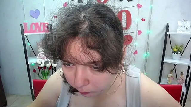 Snapshot of NeonilaLisova chatting on 10-18-25, 05:32 NeonilaLisova online show from 10-18-25, 05:32