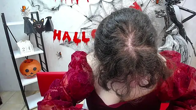 Snapshot of NeonilaLisova chatting on 10-25-25, 05:26 NeonilaLisova online show from 10-25-25, 05:26