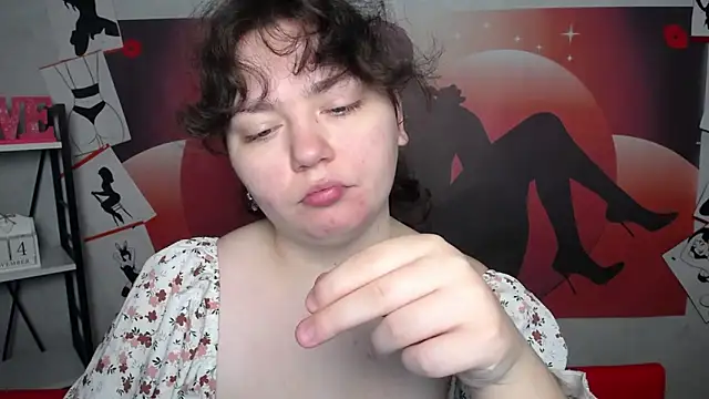 Snapshot of NeonilaLisova chatting on 11-15-25, 06:11 NeonilaLisova online show from 11-15-25, 06:11