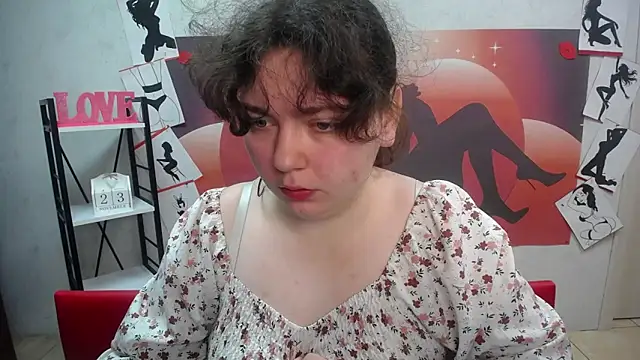 Snapshot of NeonilaLisova chatting on 11-24-25, 12:38 NeonilaLisova online show from 11-24-25, 12:38