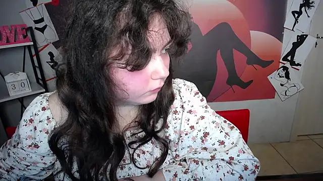 Snapshot of NeonilaLisova chatting on 12-01-25, 12:21 NeonilaLisova online show from 12-01-25, 12:21