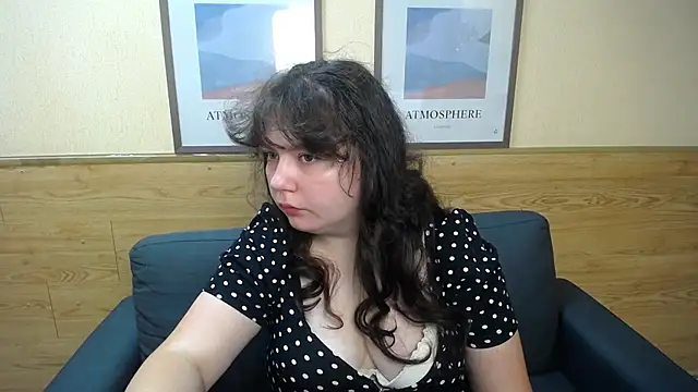 NeonilaLisova online show from 07-16-26, 05:13