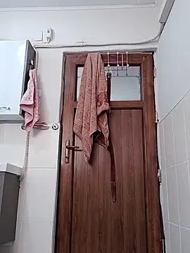 18cmyilmazta20 online show from 10-18-25, 11:00