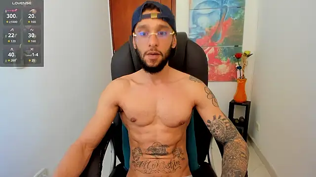 Cristhian teylor  online show from 09-26-25, 06:34