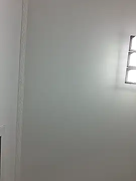 Snapshot of Anayssa_ chatting on 09-24-25, 11:35 Anayssa online show from 09-24-25, 11:35