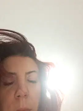 Snapshot of Anayssa_ chatting on 10-13-25, 09:37 Anayssa online show from 10-13-25, 09:37