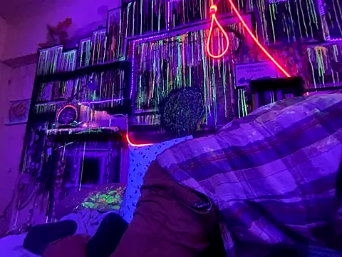 Snapshot of 3615-ULLA chatting on 10-25-25, 05:19 3615-ULLA online show from 10-25-25, 05:19