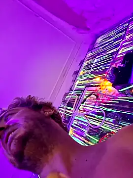 Snapshot of 3615-ULLA chatting on 10-28-25, 08:55 3615-ULLA online show from 10-28-25, 08:55