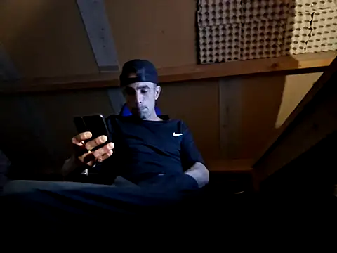 kompiee online show from 10-01-25, 10:38