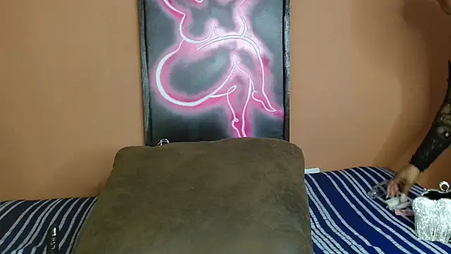 SexxyAddiict online show from 09-26-25, 01:42