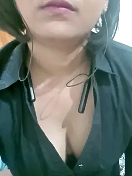 Queen Kushi4 online show from 04-27-26, 07:45