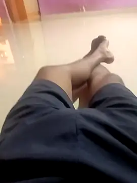 Snapshot of newboygoa chatting on 09-08-25, 02:27 newboygoa online show from 09-08-25, 02:27