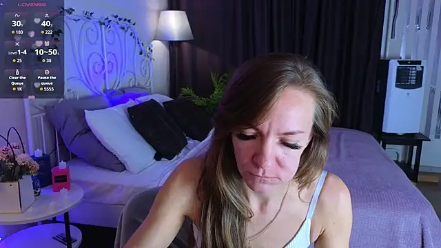 Jesica mooon online show from 11-27-25, 01:29