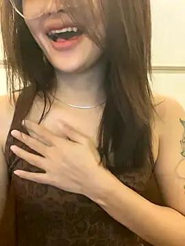   BabyShowPublic   online show from 10-30-25, 11:11