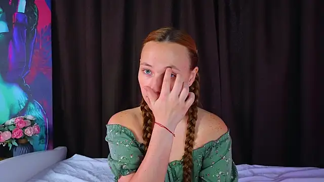 BettyStevenson online show from 09-18-25, 07:21