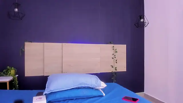 MelannyCollins   online show from 11-16-25, 12:55