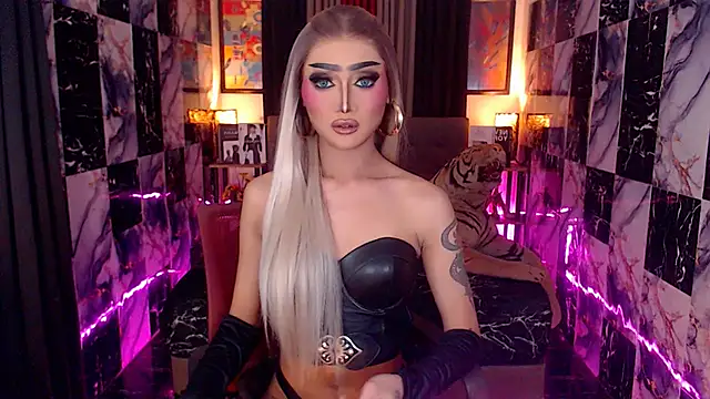 IndestructibleLily online show from 01-16-26, 08:13