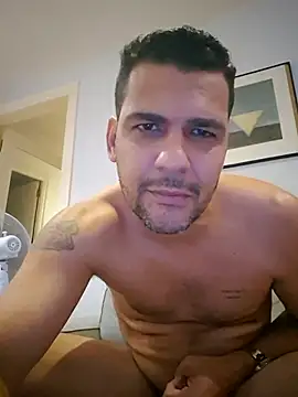 felipebcn online show from 12-15-25, 01:04