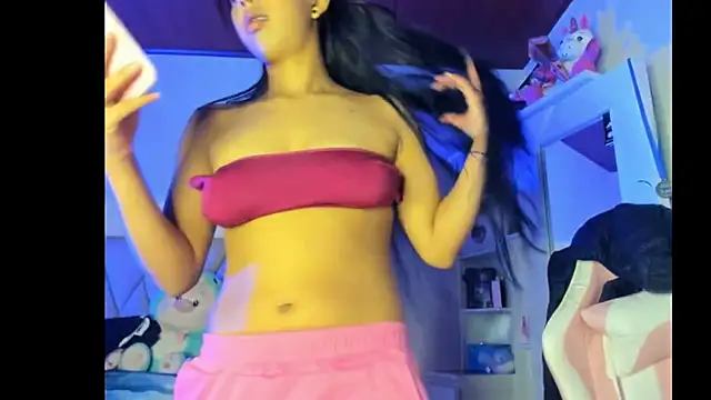 Snapshot of Candy_violetta_ chatting on 10-10-25, 03:44 Candy violetta online show from 10-10-25, 03:44