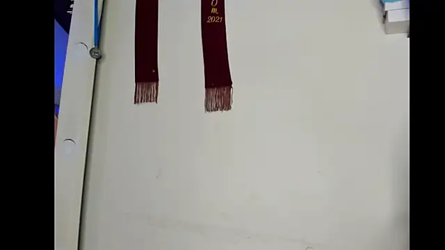 Snapshot of Candy_violetta_ chatting on 10-11-25, 05:44 Candy violetta online show from 10-11-25, 05:44